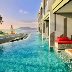 Crest Resort &amp; Pool Villas Phuket