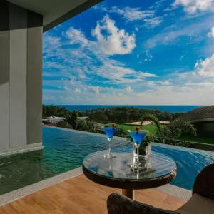 Crest Resort &amp; Pool Villas Phuket