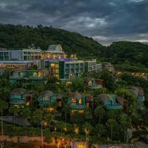 Crest Resort &amp; Pool Villas Phuket