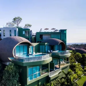 Crest Resort &amp; Pool Villas Phuket