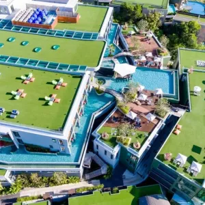 Crest Resort &amp; Pool Villas Phuket