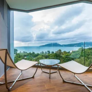 Crest Resort &amp; Pool Villas Phuket