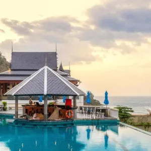 Namaka Resort Kamala