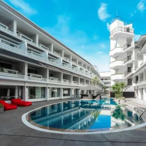 Radisson Red Phuket Patong Beach