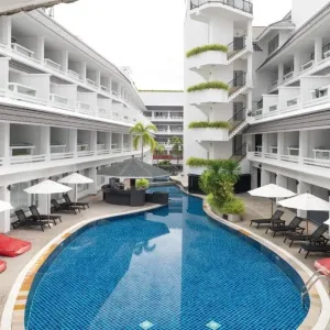 Radisson Red Phuket Patong Beach