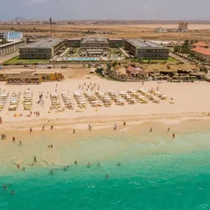 Oasis Salinas Sea