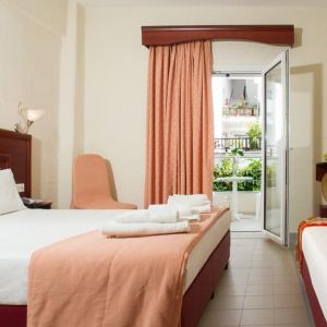 Hotel Loutra Beach