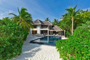Dusit Thani Resort Maldives