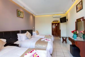 Akabar Hotel