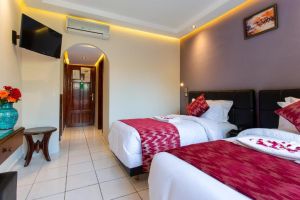 Akabar Hotel