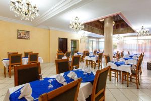 Akabar Hotel