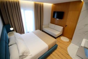 Hotel Strora