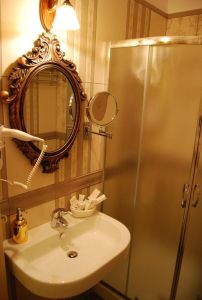 Hotel 2 KITARRAT Boutique Hotel & SPA
