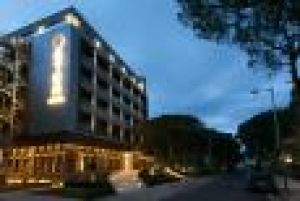 Hotel ETER - Golem