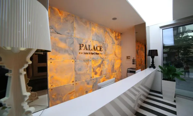 Hotel Palace