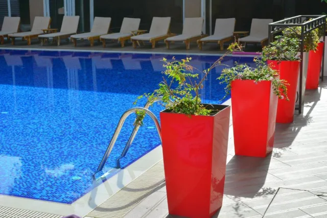 Hotel Sandy Beach Resort
