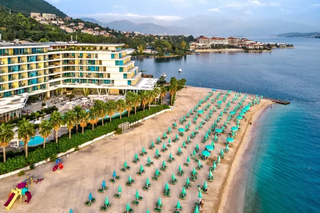 Carine Hotel Kumbor (R)