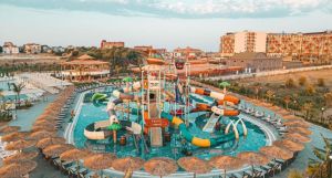 Dream Fun World - Side