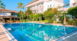 Hotel Silver - Side