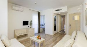 Hotel Febeach