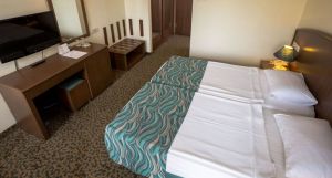 Dosi Hotel