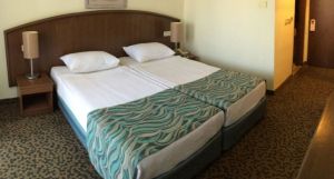 Dosi Hotel