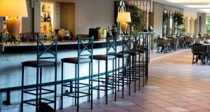 Kentia Hotel