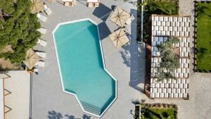 The Mini Resort