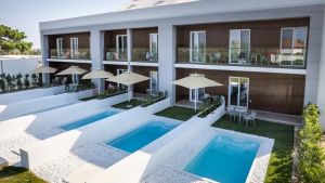 The Mini Resort