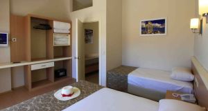 Sun City Apartments & Hotel