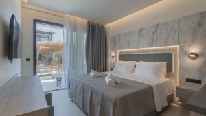 Alora Luxury Suites