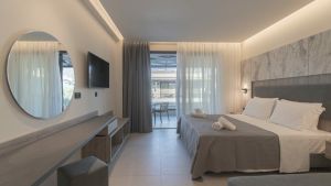 Alora Luxury Suites