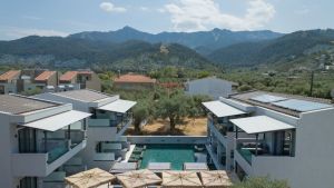 Alora Luxury Suites