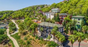 Senza Garden Holiday Club