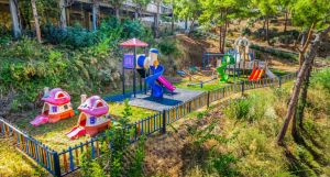 Senza Garden Holiday Club