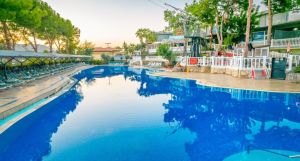 Senza Garden Holiday Club