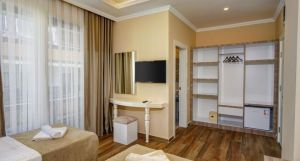 Miss Cleopatra Hotel