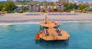 Senza Sunset Beach Hotel