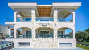 Maria Elena Suites - Limenas