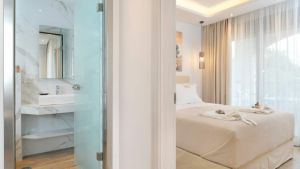 Maria Elena Suites