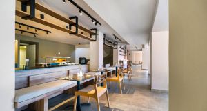 Harmony E Rock Hotel & Resort