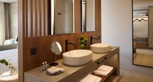 Oros Luxury Beach Resort