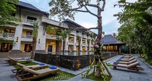 Puri Santrian Beach Resort and Spa