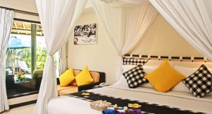 Legian Beach Hotel