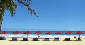 Legian Beach Hotel
