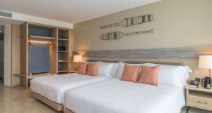 Centara Ao Nang Beach Resort & Spa