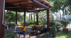 Apsara Beachfront Resort & Villa