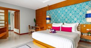 Apsara Beachfront Resort & Villa