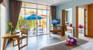 Apsara Beachfront Resort & Villa