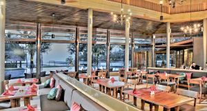Apsara Beachfront Resort & Villa